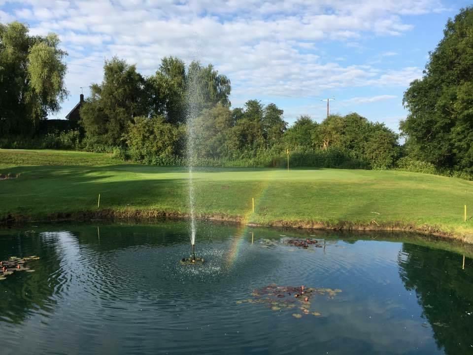 Malkins Bank Golf Club Sandbach Exterior photo